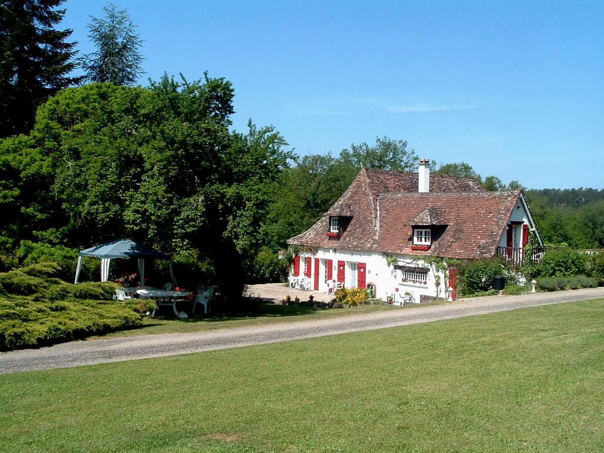 Le Clos Des Archers Bed & Breakfast Laveyssiere